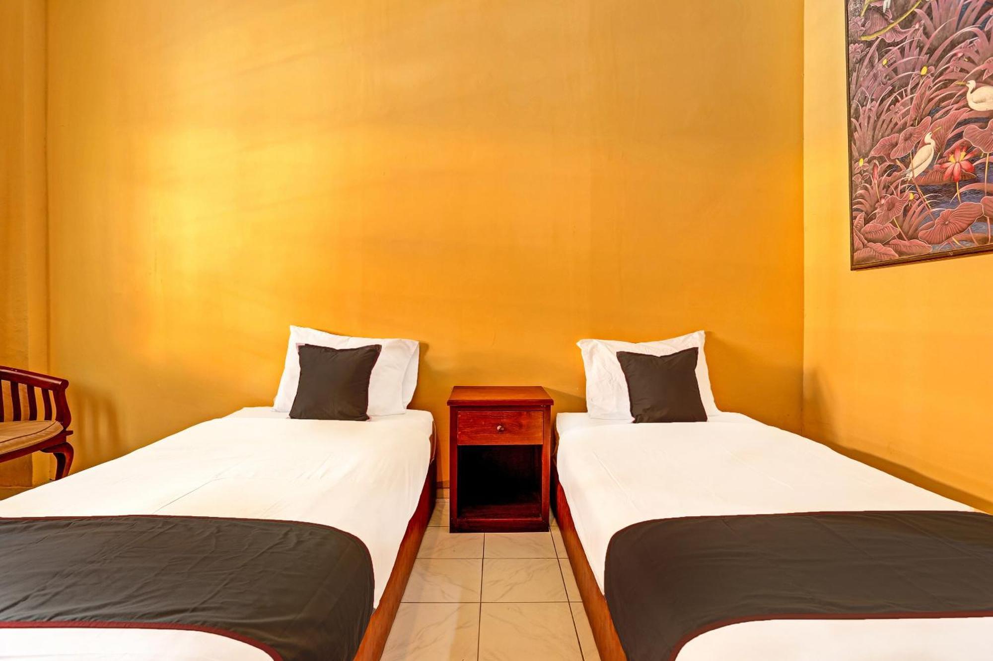 Collection O 91081 New Arena Hotel Kuta  Exterior photo
