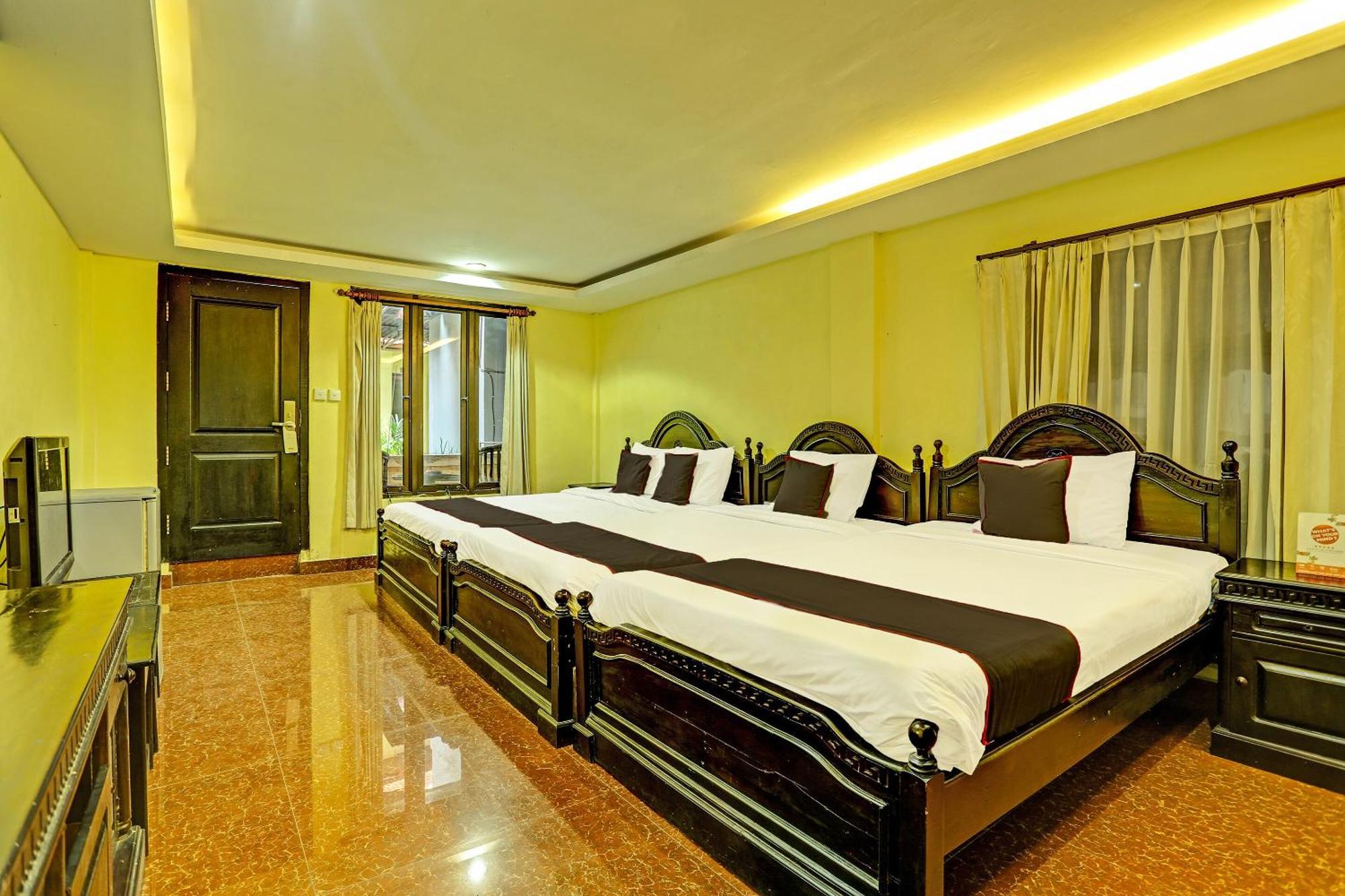 Collection O 91081 New Arena Hotel Kuta  Exterior photo
